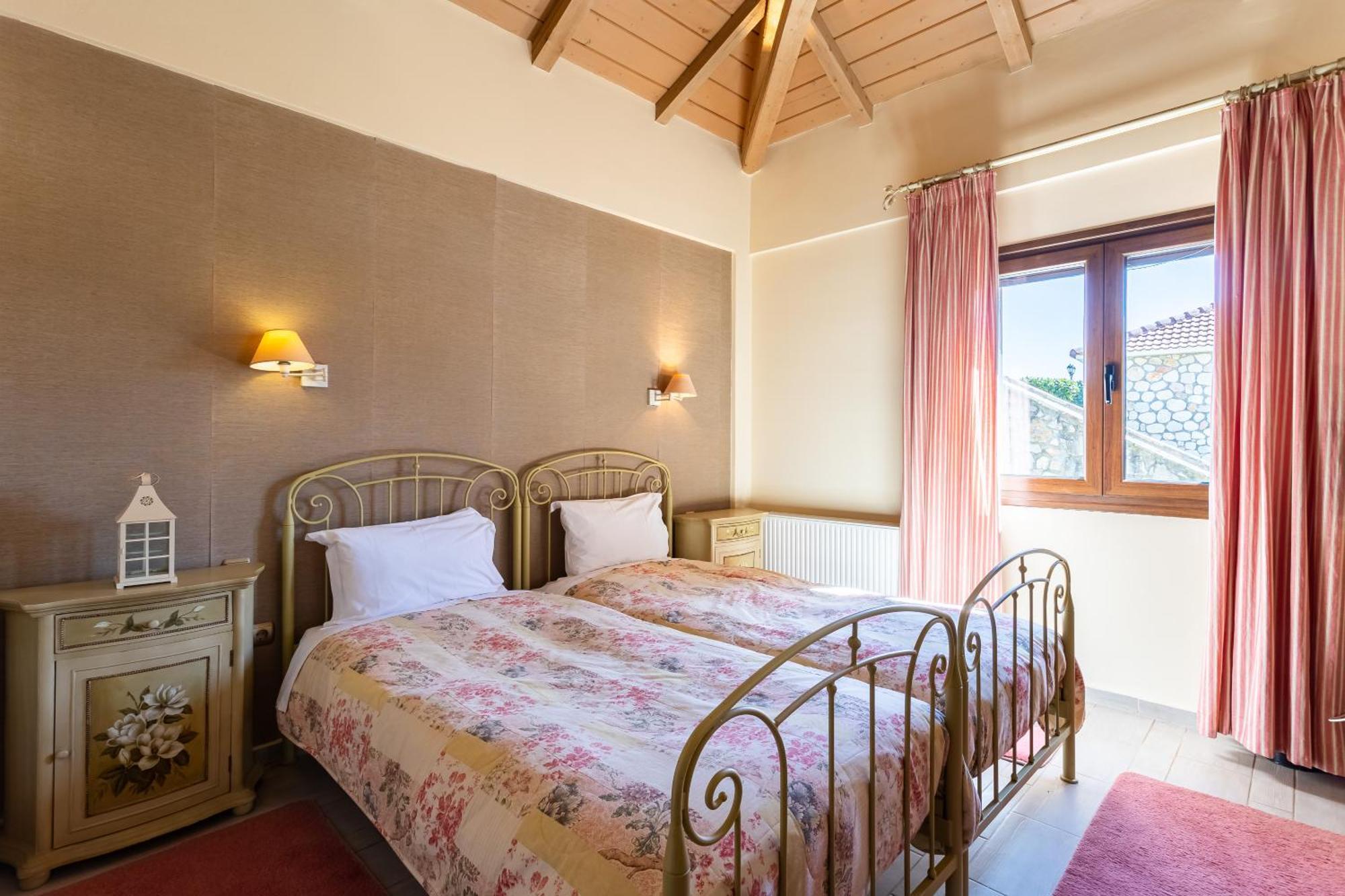 Pleiades Studios All Season Gems - Korinthos Stone Retreats Kalianoi المظهر الخارجي الصورة